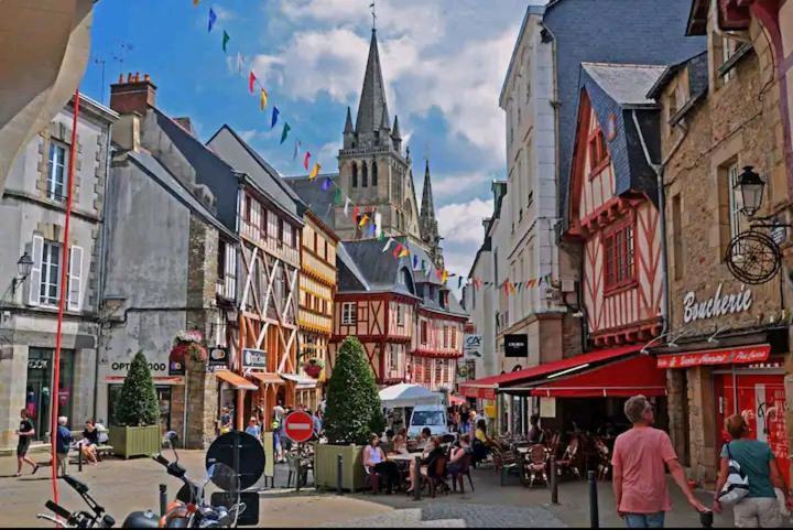L'Urban Centre Ville Linge Cafe The Inclus Vannes Kültér fotó